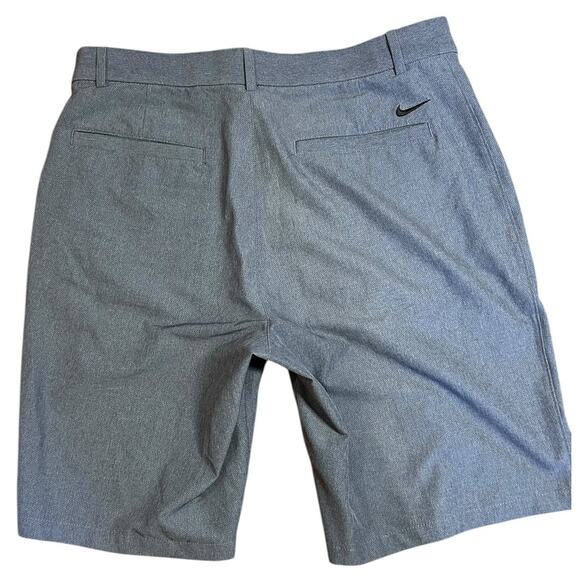 NIKE Grey Gray Dri Fit Performance Chino 10 inch Shorts Men's Size 33 - Picture 2 of 7